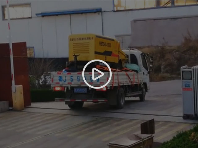 山東力源機(jī)械40細(xì)石混凝土泵廠家發(fā)貨，發(fā)往寧波走起來